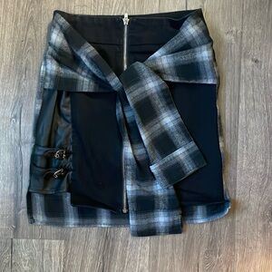 Disturbia Flannel Skirt US 4